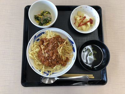昼食